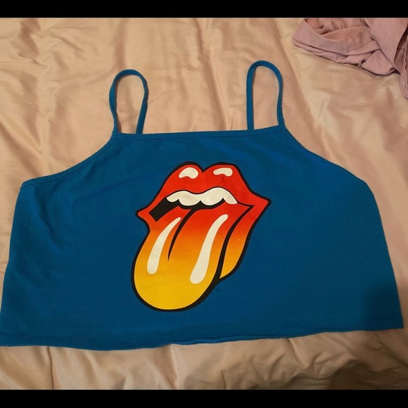 rolling stones crop top forever 21